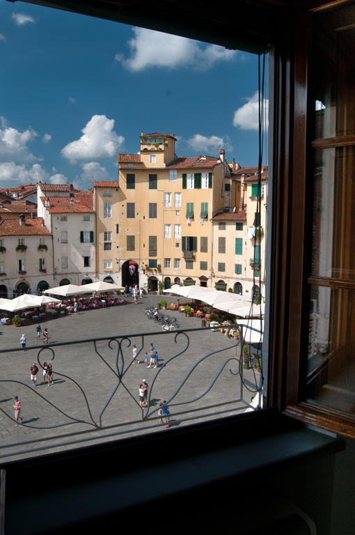 At Home Bed And Breakfast Lucca Pokoj fotografie